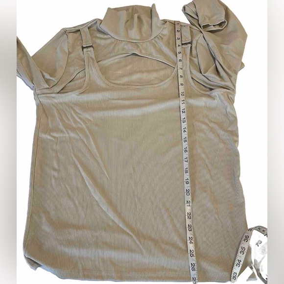 Shein Shirt Stretch Muscle Large Turtleneck Cut Outs Reveal Large Beige Club - Picture 4 of 10